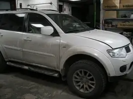 MMC PAJERO SPORT 2011 STARLINE